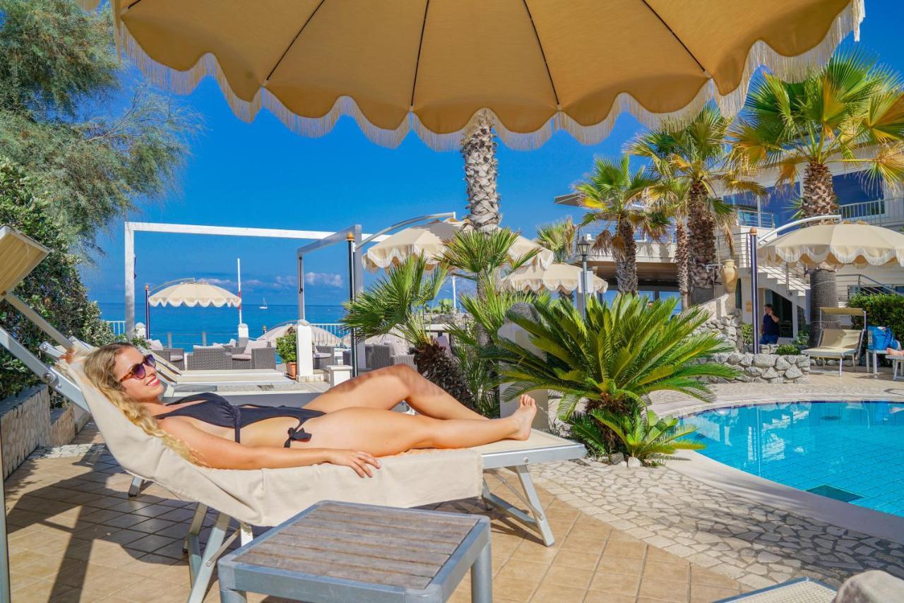 Baia Del Godano Resort & Spa Capo Vaticano Buitenkant foto