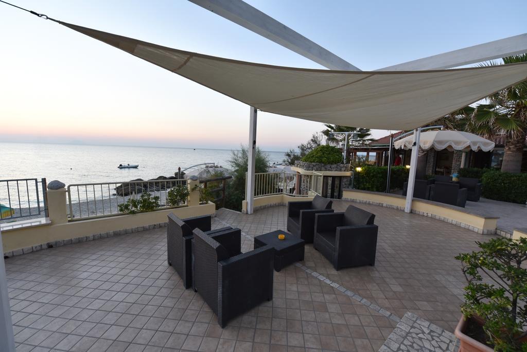 Baia Del Godano Resort & Spa Capo Vaticano Buitenkant foto