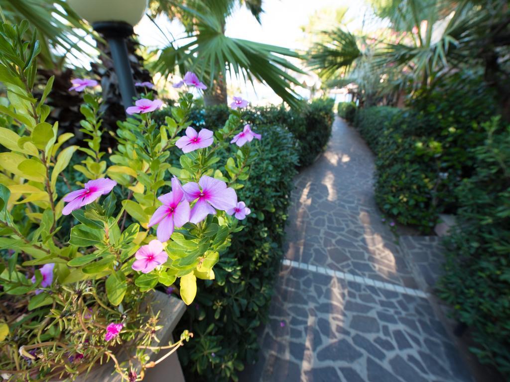 Baia Del Godano Resort & Spa Capo Vaticano Buitenkant foto