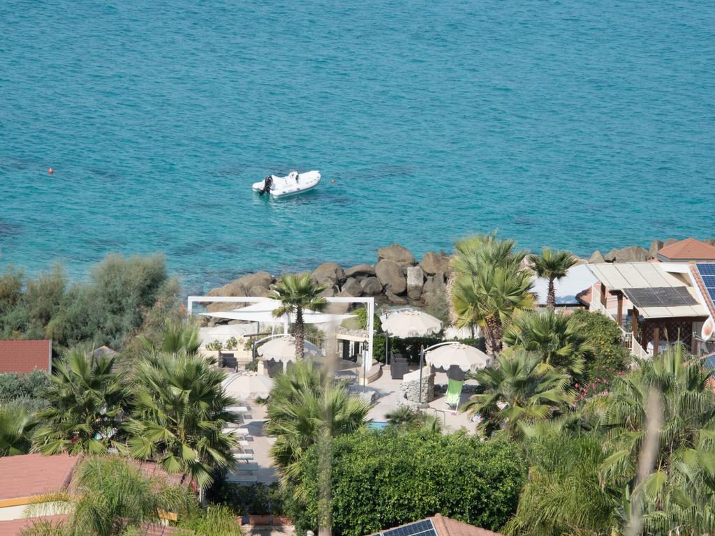 Baia Del Godano Resort & Spa Capo Vaticano Buitenkant foto