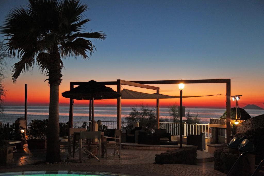 Baia Del Godano Resort & Spa Capo Vaticano Buitenkant foto